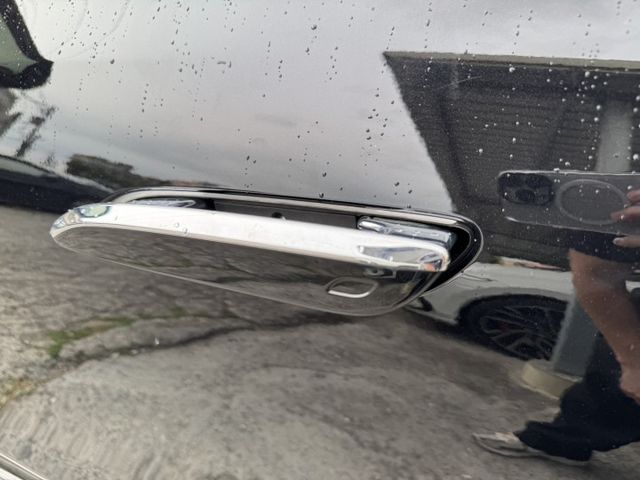 AMG 跑兩萬八 原鈑件 定期保養 里程保證 ACC 360環景 柏林之音 通風椅 全景天窗  第13張相片