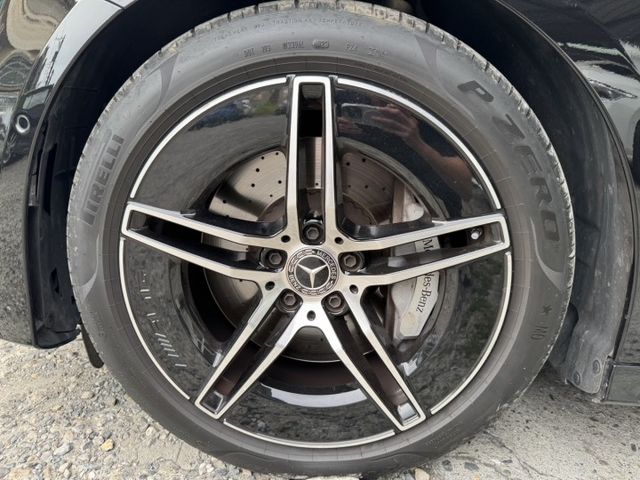 AMG 跑兩萬八 原鈑件 定期保養 里程保證 ACC 360環景 柏林之音 通風椅 全景天窗  第14張相片