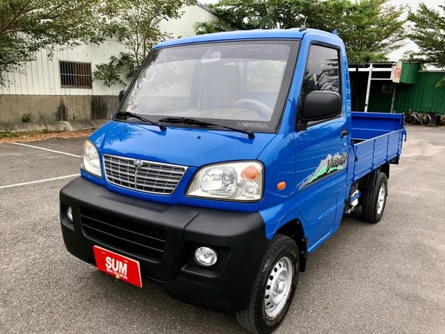 中華菱利1.2 四輪傳動 5速手排附加力擋 一手車實跑17萬8里程保證 雙折升降尾門 保固半年一萬公里  第1張相片