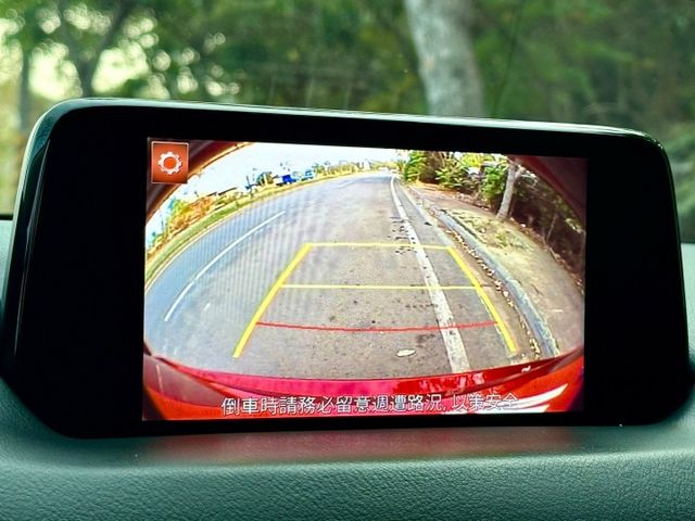 CX5 一手車原廠紀錄實跑9萬7里程保證 IKEY 定速巡航 盲點偵測 抬頭顯示器 駕駛座電動椅 導航 倒車顯影  第14張相片