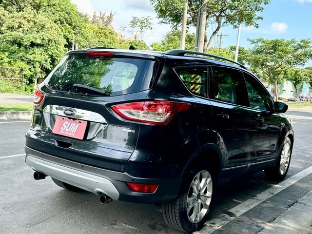 旗艦版 4WD 實跑15萬里程保證 ACC跟車 車道偏離警示 IKEY 盲點偵測 全景天窗 電動尾門 自動停車輔助  第3張相片