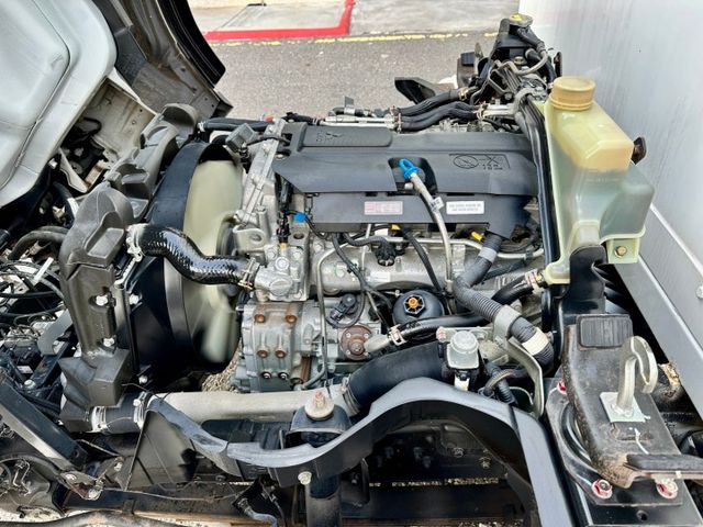正5噸 14.5呎 揹箱 自排 一手車原廠紀錄只跑7千公里 里程保證 四向錄影鏡頭 全車如新  第20張相片