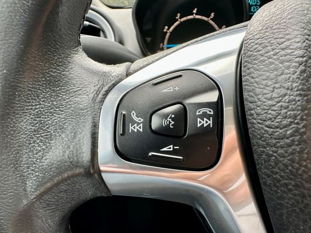 FIESTA 1.0渦輪 省油省稅金 一手車原廠紀錄實跑9萬9里程保證 IKEY 安卓主機 倒車顯影 恆溫空調  第15張相片