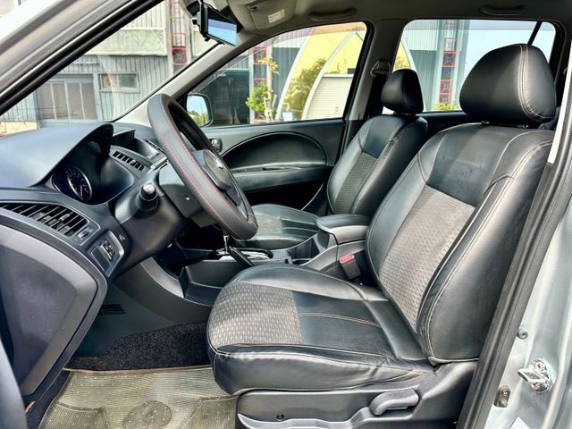 ZINGER標準型 商旅兩用車 一手車實跑12萬里程保證  第5張相片