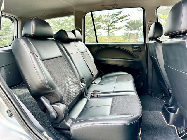 ZINGER標準型 商旅兩用車 一手車實跑12萬里程保證  第8張相片