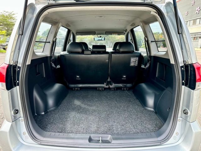 ZINGER標準型 商旅兩用車 一手車實跑12萬里程保證  第9張相片