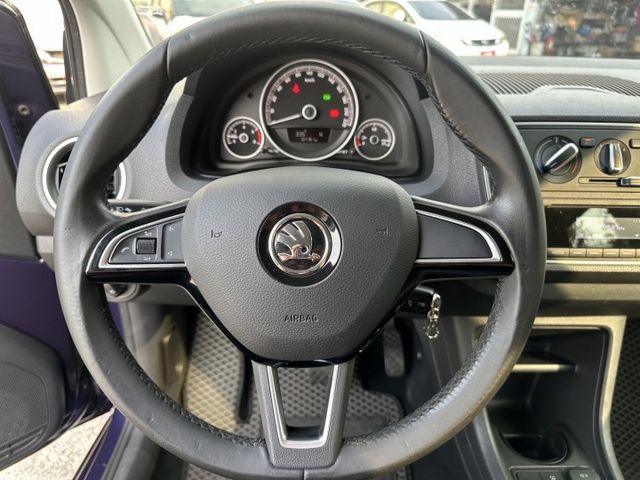 進口掀背小車 CITIGO 一手車原廠紀錄實跑6萬8里程保證 車長僅3米56 市區好停車 循跡防滑 4安  第11張相片