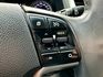 TUCSON 2.0汽油 尊貴型 一手車實跑11萬8里程保證 IKEY 定速巡航 駕駛座電動椅 全景天窗 原廠影音主機  第11張縮圖