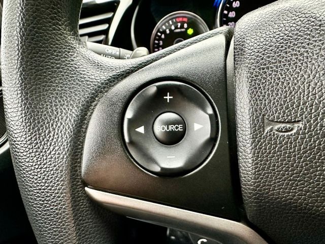 CITY 1.5 VTiS 一手車實跑10萬里程保證 定速巡航 換檔撥片 6安 原廠影音主機 倒車顯影 循跡防滑  第14張相片