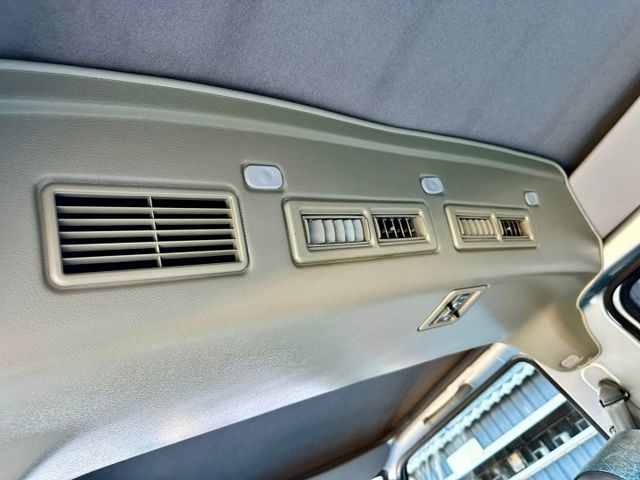 得利卡8人座 客貨兩用 可變更貨車 一手車原廠紀錄實跑24萬5里程保證  第16張相片