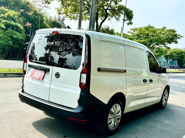 CADDY 1.5TSi 2人座貨車版 手排 一手車原廠紀錄實跑7萬4里程保證 原廠保固到2026.03  第3張相片