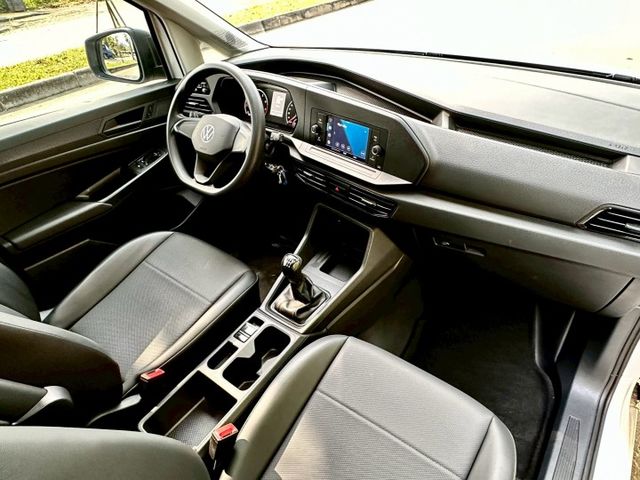 CADDY 1.5TSi 2人座貨車版 手排 一手車原廠紀錄實跑7萬4里程保證 原廠保固到2026.03  第10張相片