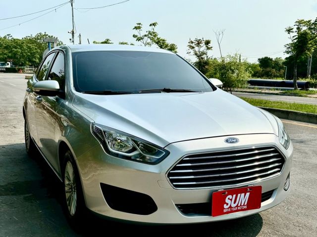 ESCORT 1.5 便宜代步車 一手車實跑13萬里程保證 4安 胎壓監控  第2張相片