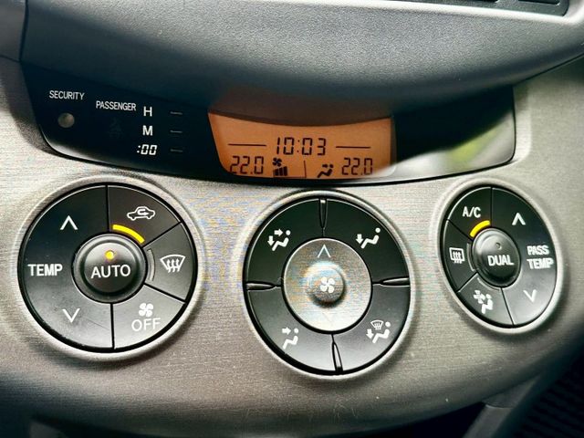 RAV4 2.4 日系進口休旅 一手車實跑14萬7里程保證 駕駛座電動椅 定速巡航 恆溫空調 前後駐車雷達  第16張相片