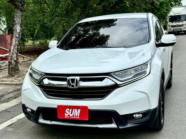 CRV VTiS 1.5渦輪 一手車實跑16萬3里程保證 IKEY LED頭尾燈 定速巡航 換檔撥片 衛星導航 倒車顯影  第1張相片