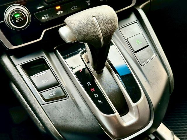CRV VTiS 1.5渦輪 一手車實跑16萬3里程保證 IKEY LED頭尾燈 定速巡航 換檔撥片 衛星導航 倒車顯影  第19張相片