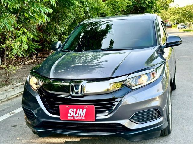 HRV1.8 VTiS 一手車實跑5萬8里程保證 IKEY 換檔撥片 定速巡航 安卓主機 倒車顯影 6安 循跡防滑  第1張相片