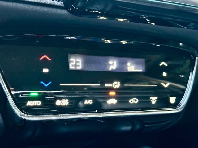 HRV1.8 VTiS 一手車實跑5萬8里程保證 IKEY 換檔撥片 定速巡航 安卓主機 倒車顯影 6安 循跡防滑  第17張相片