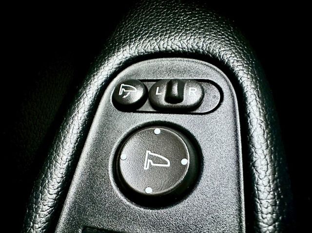 HRV1.8 VTiS 一手車實跑5萬8里程保證 IKEY 換檔撥片 定速巡航 安卓主機 倒車顯影 6安 循跡防滑  第20張相片