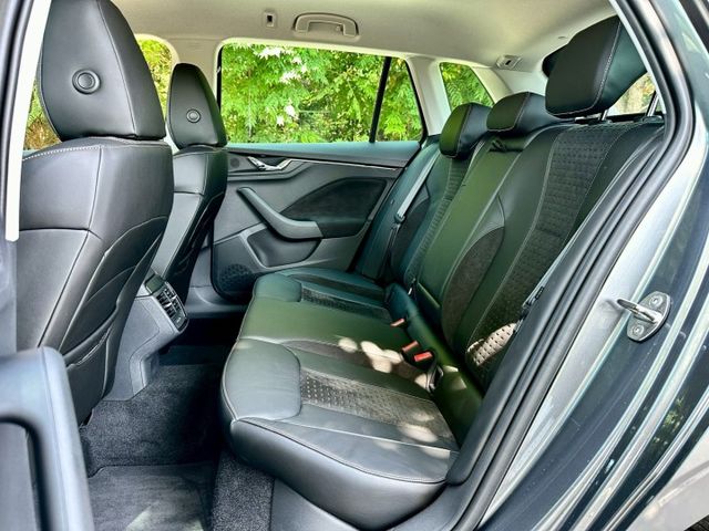 1.0TSi 全新領牌車 原廠保固到2029.01 IKEY ACC跟車 車道維持 盲點偵測 電動尾門 駕駛座電動椅  第6張相片