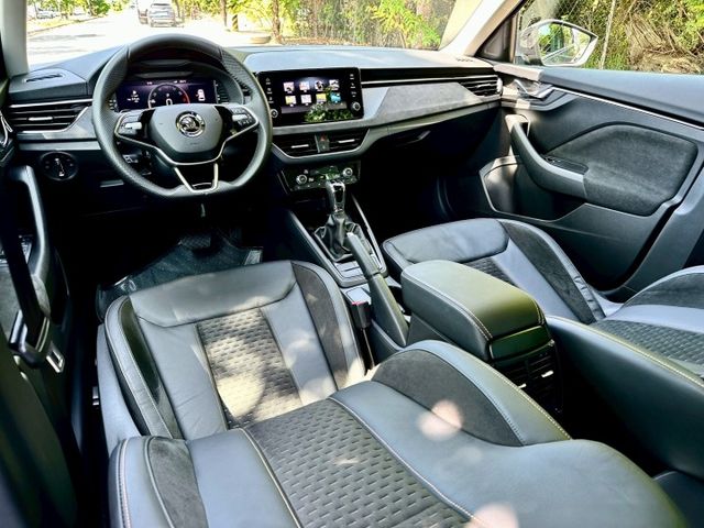 1.0TSi 全新領牌車 原廠保固到2029.01 IKEY ACC跟車 車道維持 盲點偵測 電動尾門 駕駛座電動椅  第9張相片