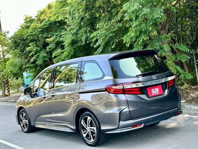 2.4 APEX 一手車原廠紀錄實跑10萬8里程保證 IKEY 電動側滑門 換檔撥片 環景攝影 定速巡航 盲點偵測 天窗  第4張相片
