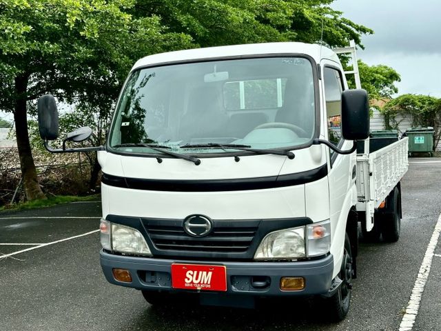 四期HINO 3噸半 已變更載重 14呎貨斗 原廠紀錄實跑23萬8里程保證  第1張相片