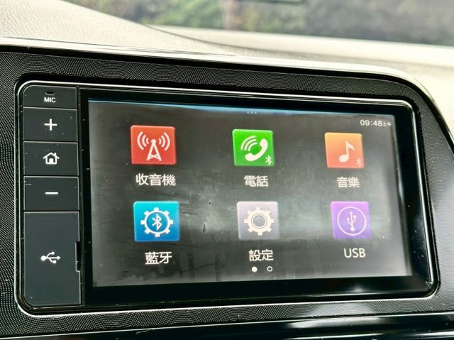 SIENTA1.8 五人座豪華版 一手車實跑7萬4里程保證 IKEY 定速巡航 影音主機 衛星導航 倒車顯影 恆溫空調  第15張相片