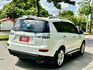 一手車實跑16萬里程保證 定速巡航 原廠影音主機 衛星導航 數位電視 恆溫空調 抬頭顯示器  第3張縮圖