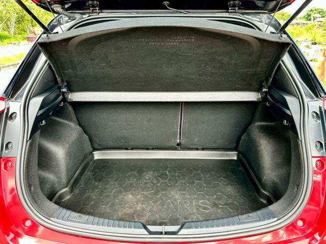 大鴨 CROSSOVER 一手車實跑7萬9里程保證 原廠影音主機 倒車顯影 衛星導航 抬頭顯示器 循跡防滑 7安  第9張相片