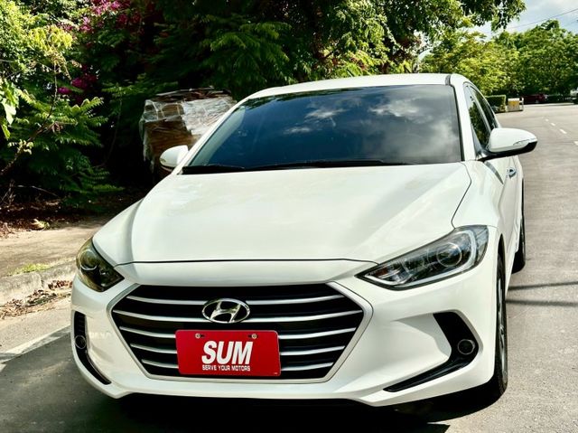 ELANTRA2.0 尊貴版 一手車實跑10萬8里程保證 6安 後座出風口 電折後視鏡  第1張相片
