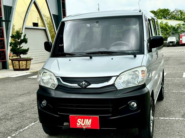 菱利1.3 五人座 廂車 一手車原廠紀錄實跑19萬5里程保證 後座空調  第1張相片