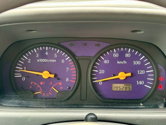 菱利1.3 五人座 廂車 一手車原廠紀錄實跑19萬5里程保證 後座空調  第12張相片