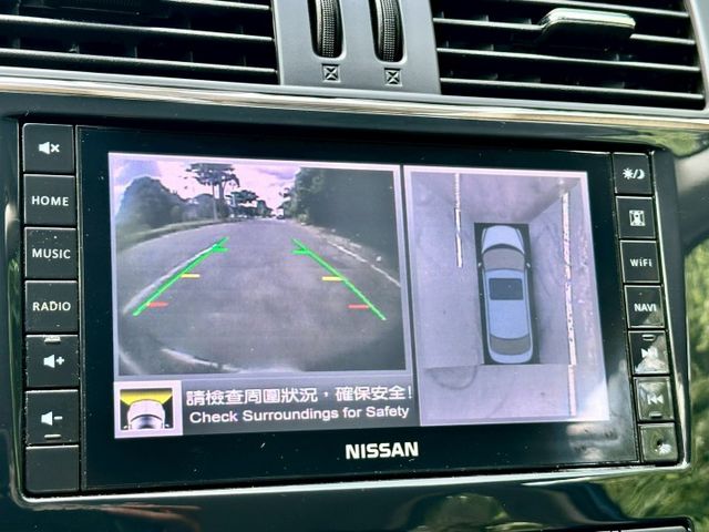旗艦環景版 一手車原廠紀錄實跑13萬里程保證 IKEY 原廠影音主機 環景攝影 衛星導航 定速巡航 雙區恆溫  第16張相片