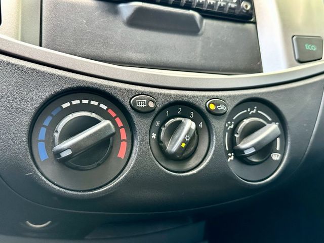 ZINGER 商旅車 一手車原廠紀錄實跑9萬里程保證  第15張相片