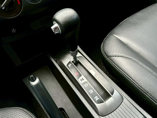 ZINGER 商旅兩用車 一手車原廠紀錄實跑9萬里程保證 安卓主機 倒車顯影 後座空調  第17張相片