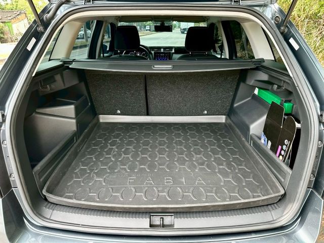 FABIA COMBI 1.0渦輪 實跑8萬2里程保證 ACC跟車 盲點偵測 安卓主機 倒車顯影 LED頭燈  第9張相片