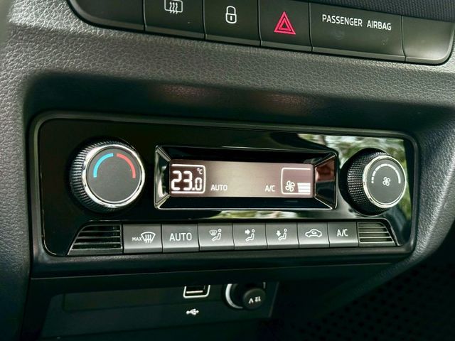 FABIA COMBI 1.0渦輪 實跑8萬2里程保證 ACC跟車 盲點偵測 安卓主機 倒車顯影 LED頭燈  第18張相片