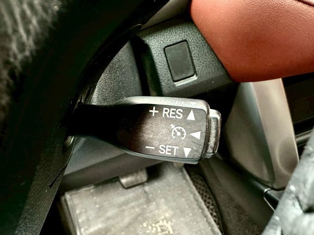 進口休旅車RAV4 2.0 一手車實跑23萬里程保證 IKEY 定速巡航 駕駛座電動椅 恆溫空調 安卓主機 倒車顯影  第12張相片