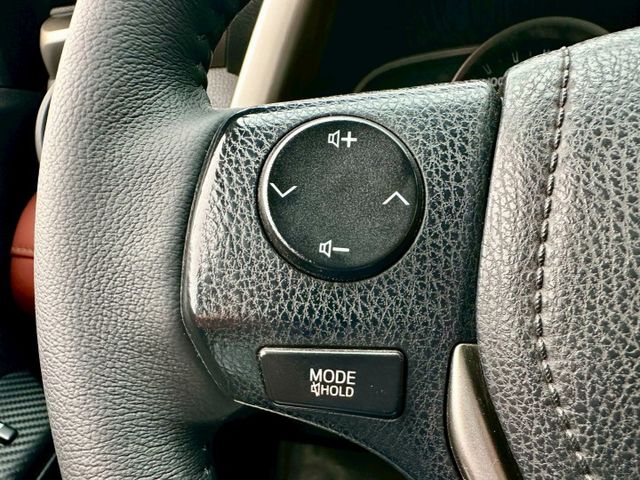 進口休旅車RAV4 2.0 一手車實跑23萬里程保證 IKEY 定速巡航 駕駛座電動椅 恆溫空調 安卓主機 倒車顯影  第13張相片