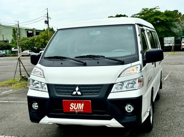 得利卡2.4 廂車 自排 8人座 一手車實跑8萬9里程保證 定速巡航 盲點偵測 雙安 後座空調  第1張相片