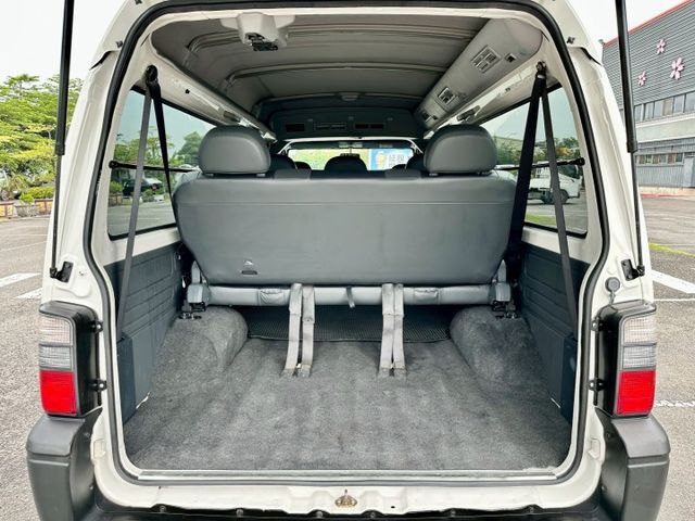 得利卡2.4 廂車 自排 8人座 一手車實跑8萬9里程保證 定速巡航 盲點偵測 雙安 後座空調  第10張相片