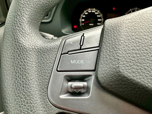 得利卡2.4 廂車 自排 8人座 一手車實跑8萬9里程保證 定速巡航 盲點偵測 雙安 後座空調  第15張相片