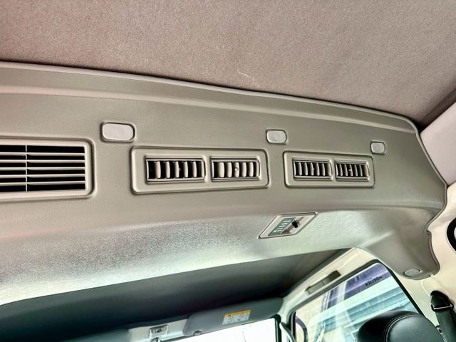 得利卡2.4 廂車 自排 8人座 一手車實跑8萬9里程保證 定速巡航 盲點偵測 雙安 後座空調  第20張相片