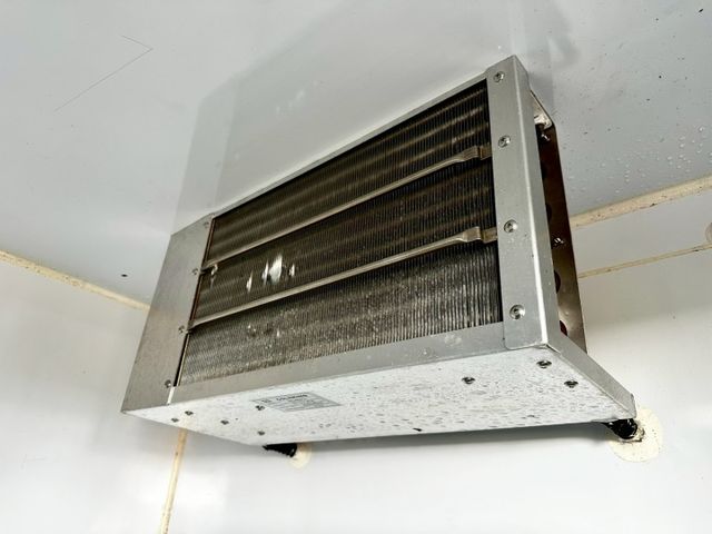 菱利A210 自排 -5度冷藏箱 一手車原廠紀錄實跑7萬5里程保證 定速巡航 盲點偵測 雙安  第20張相片