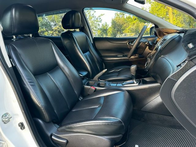 i-TIIDA 實跑8萬5里程保證 原廠影音主機 倒車顯影 衛星導航 數位電視 抬頭顯示器  第6張相片