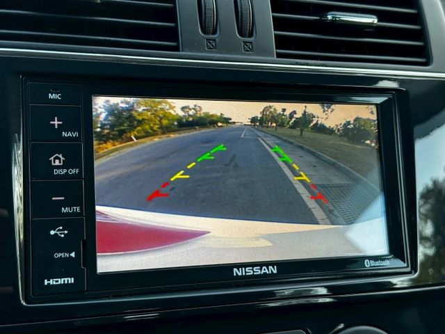 i-TIIDA 實跑8萬5里程保證 原廠影音主機 倒車顯影 衛星導航 數位電視 抬頭顯示器  第17張相片