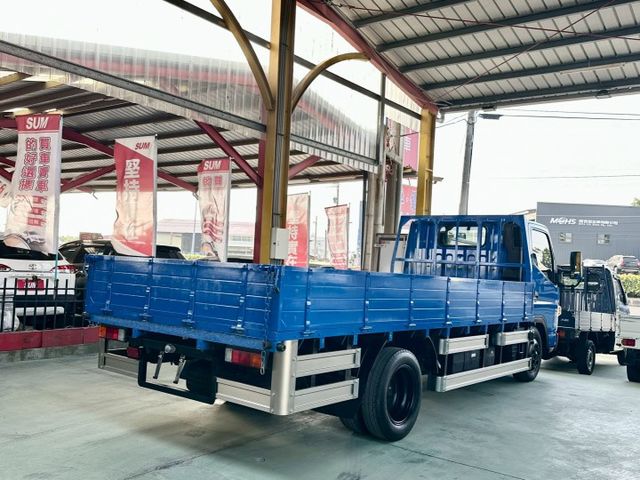 正5噸 堅達 14.5呎 自排 盲點偵測 四向攝影鏡頭 一手車實跑15萬7里程保證  第4張相片