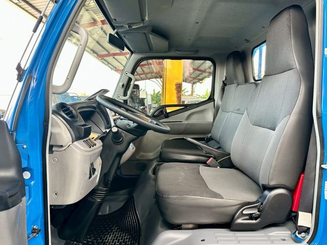 正5噸 堅達 14.5呎 自排 盲點偵測 四向攝影鏡頭 一手車實跑15萬7里程保證  第5張相片