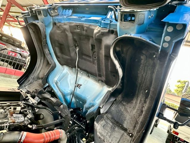 正5噸 堅達 14.5呎 自排 盲點偵測 四向攝影鏡頭 一手車實跑15萬7里程保證  第15張相片